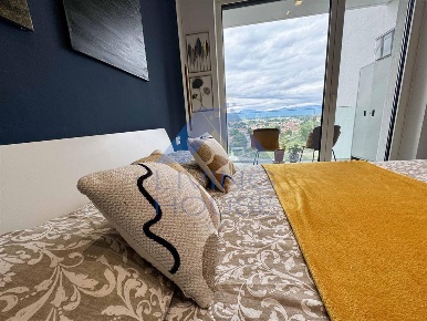 Foto Appartamento in Via Margherita Hack, Arcore Centro di 121 m²