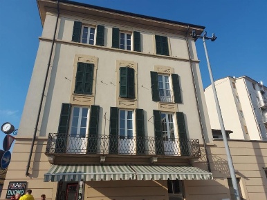 Foto Appartamento in P.zza del Popolo, Como Valduce - Crispi di 100 m²