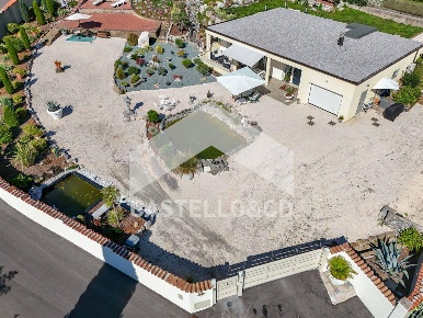 Foto Villa unifamiliare in via fonti del fabbro, Lonato del Garda di 150 m²