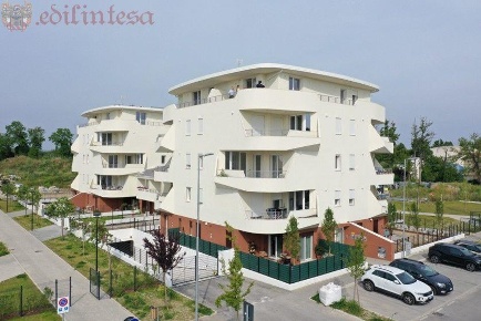 Foto Appartamento a Rimini di 100 m² con 3 locali in vendita