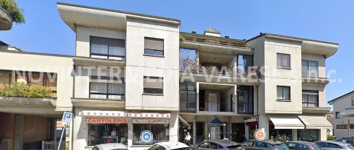 Foto Negozio in via Piave, Azzate Centro di 136 m² con 2 locali in vendita