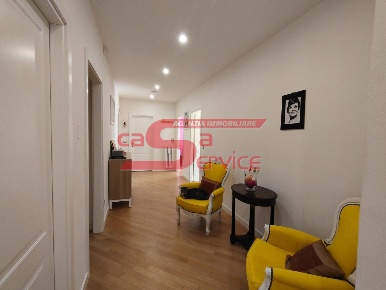 Foto Appartamento a Montecatini-Terme di 190 m² con 7 locali in vendita