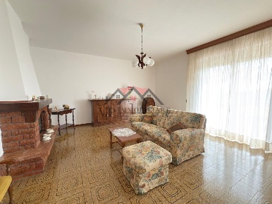 Foto Appartamento a Castelnuovo di Val di Cecina Centro di 181 m²