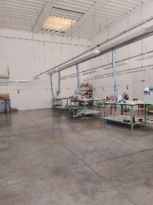 Foto Capannone industriale a Carmignano Comeana di 250 m² con 1 locali