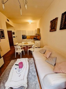 Foto Appartamento a Siena Provenzano di 90 m² con 5 locali in vendita