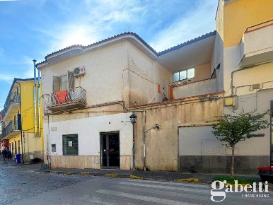 Foto Negozio in Via NAPOLI 00, Pomigliano d'Arco Centro di 40 m² in vendita