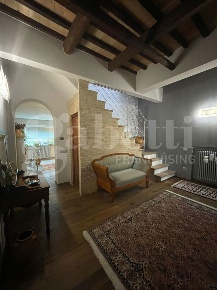 Foto Casa indipendente in fiume montone abbandonato, Ravenna Centro Storico