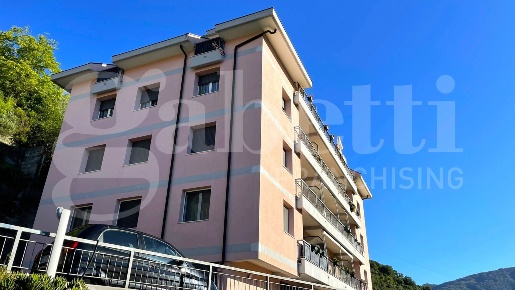 Foto Appartamento in TRE PINI, Genova Borgoratti di 108 m² con 4 locali