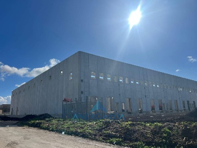 Foto Capannone industriale a Pignataro Maggiore di 11500 m² con 6 locali