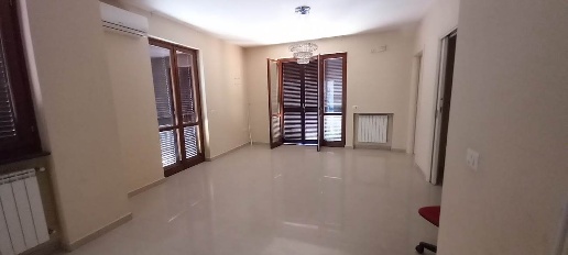 Foto Appartamento in via Cimitile, Nola di 110 m² con 5 locali in vendita