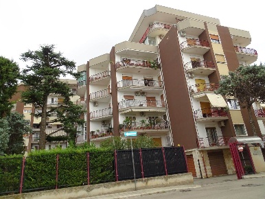 Foto Appartamento in Via San Francesco d'Assisi  scala B 8, Modugno