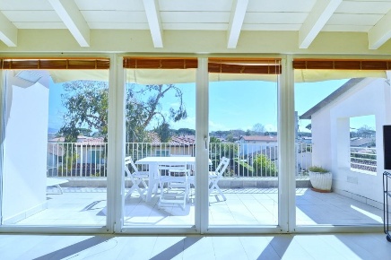 Foto Appartamento a Forte dei Marmi Centro di 100 m² con 4 locali