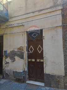 Foto Casa indipendente in Via Zuccarelli, Catania Via delle Calcare