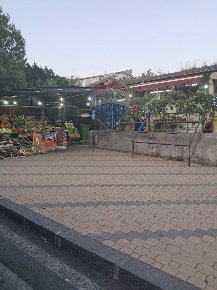 Foto Locale commerciale in Via Poggio D'aquila, Catania di 189 m²