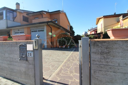 Foto Villa unifamiliare in VIA LISBONA, Argenta Centro di 160 m² in vendita