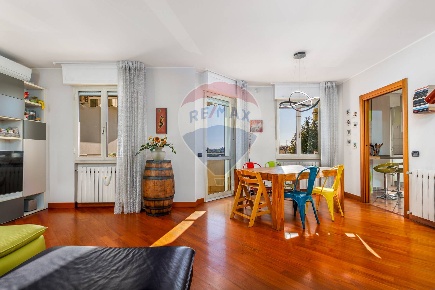 Foto Appartamento in VIA MONTE CERVINO, Dalmine Brembo, Mariano di 151 m²