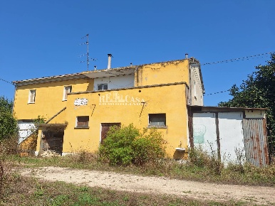 Foto Casa indipendente in via schiavoni, Spinetoli di 294 m² con 6 locali