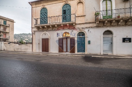 Foto Case indipendenti a Scicli Centro di 70 m² con 3 locali in affitto