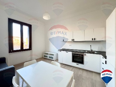 Foto Appartamento in Piazzale Istria, Milano Istria di 85 m² con 3 locali