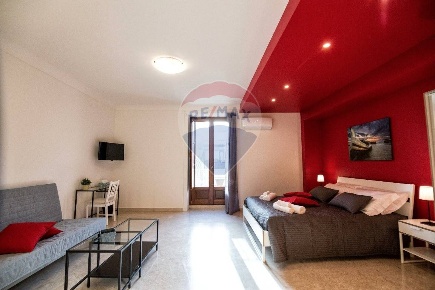 Foto Hotel in Via Roma, Ragusa Centro di 309 m² con 1 locali in vendita