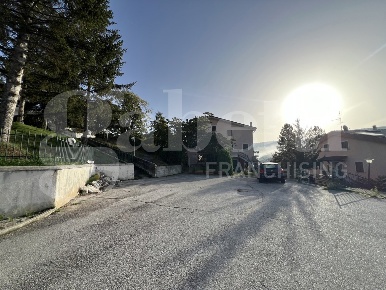 Foto Appartamento in Via Sant'Elena s.n, Ateleta di 94 m² con 4 locali