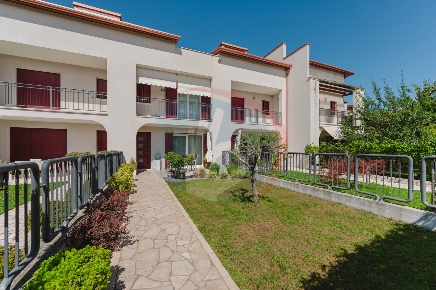 Foto Villa a schiera a Vigodarzere di 160 m² con 5 locali in vendita