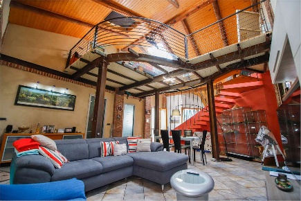 Foto Casa indipendente in via sant'antonio 37, Chivasso Centro di 170 m²
