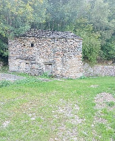 Foto Rustico in Località Novesse, Donnas Centro di 160 m² con 6 locali