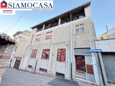 Foto Casa indipendente a Guspini di 150 m² con 6 locali in vendita