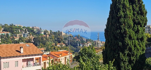 Foto Appartamento a Sanremo Solaro di 78 m² con 3 locali in vendita