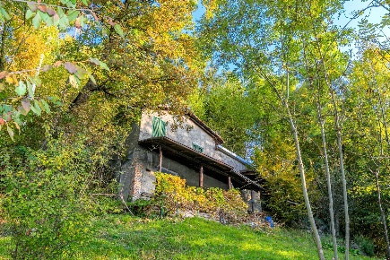 Foto Rustico a Gandino Centro di 60 m² con 3 locali in vendita