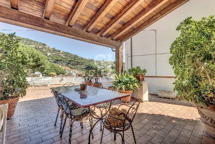 Foto Villa singola in Via della Costa, Campo nell'Elba Secchetto di 237 m²