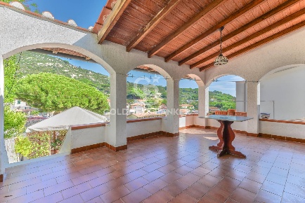 Foto Appartamento in Via della Costa, Campo nell'Elba Secchetto di 90 m²