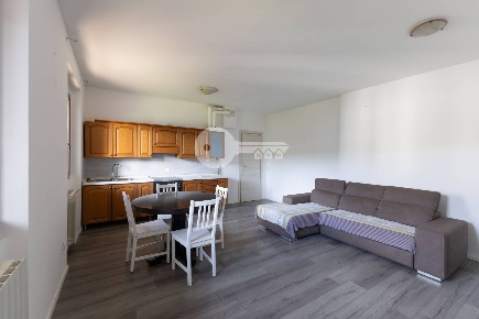 Foto Appartamento in Via Albarotto, Leno Centro di 90 m² con 3 locali