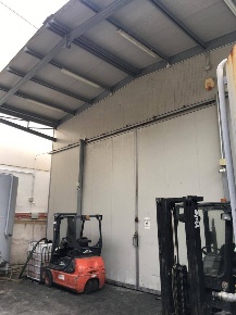 Foto Locale commerciale in Viale Regione Siciliana, Palermo di 300 m²