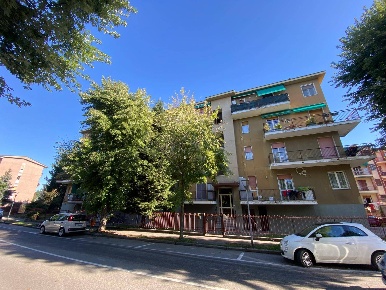 Foto Appartamento in Via Carso, Arcore Centro di 82 m² con 3 locali