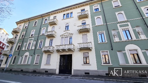 Foto Appartamento in Viale Buonarroti, Novara Sacro Cuore di 100 m²