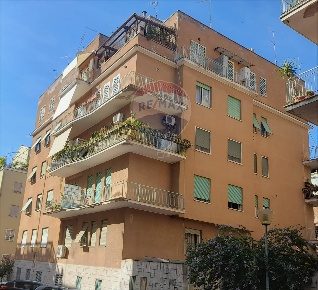 Foto Appartamento in Via Vittorio Fiorini, Roma Appio Latino di 15 m²