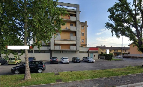 Foto Negozio in Via Generale Carlo Alberto Dalla Chiesa, Chiari Centro