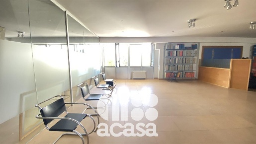 Foto Ufficio a Rimini di 430 m² con 4 locali in vendita