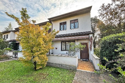 Foto Villa unifamiliare in VIA BERNAREGGI, Vimercate Oreno, Velasca