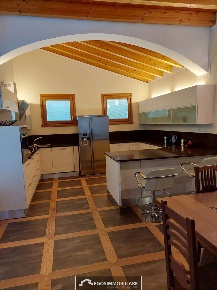 Foto Villa unifamiliare in Via Chiodi, Sirmione Chiodi I di 1400 m²