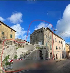 Foto Rustico in Pomarance, Pomarance Centro di 139 m² con 7 locali