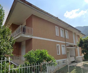 Foto Appartamento in Via Montessori, Lumezzane San Sebastiano di 208 m²