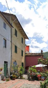 Foto Appartamento in Via Capanne di Valdibrana, Pistoia Valdibrana