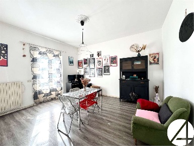 Foto Appartamento a Pistoia di 165 m² con 6 locali in vendita