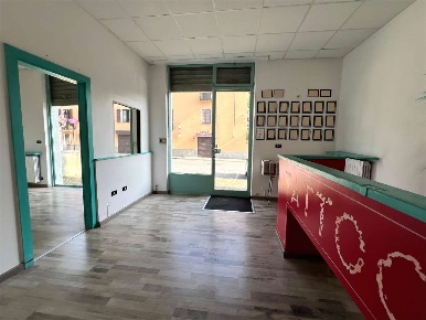 Foto Negozio in Via Nazionale 167, Pinerolo Abbadia Alpina di 44 m²
