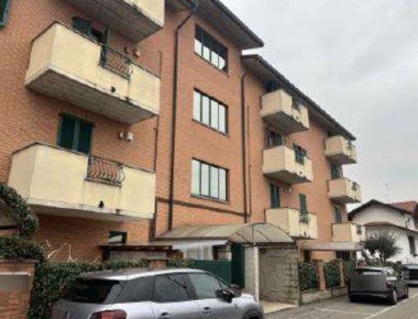 Foto Appartamento in Via Filippo Meda, Limbiate Centro di 74 m² in vendita