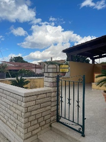 Foto Villa unifamiliare a Valderice di 70 m² con 3 locali in vendita