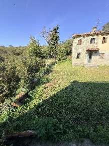 Foto Rustico in Via Lupia, Val Liona Centro di 58 m² con 3 locali